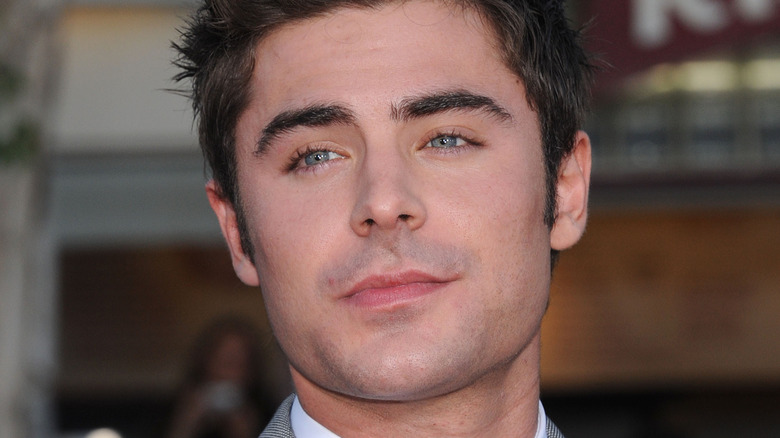 Zac Efron, posant