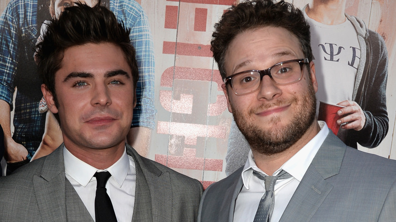 Zac Efron et Seth Rogen, posant ensemble