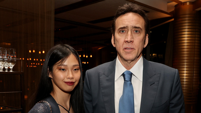 Nicolas Cage et Riko Shibata lors d'un événement 