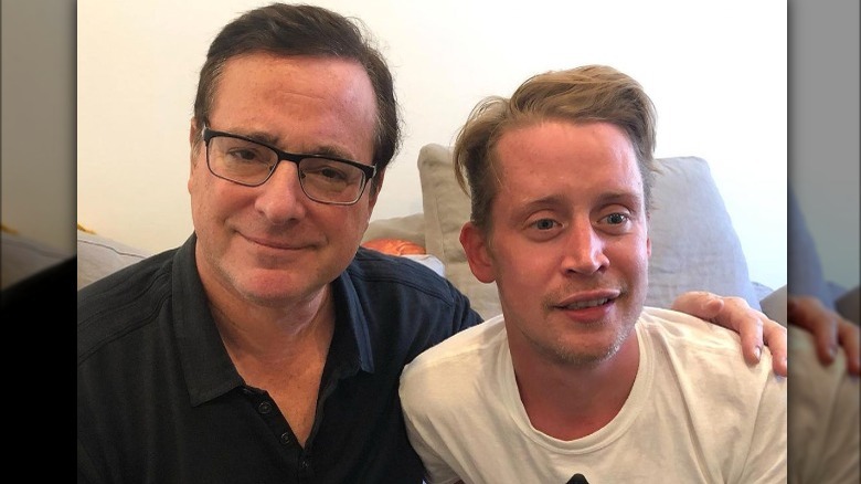 Bob Saget et Macaulay Culkin en selfie 