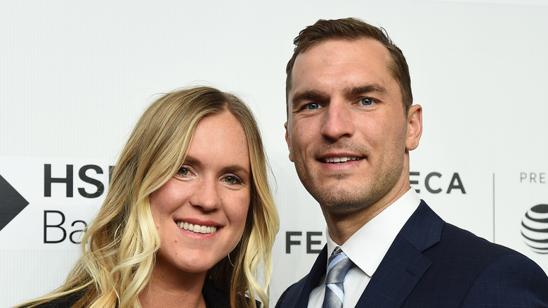 Bethany Hamilton et Adam Dirks souriant