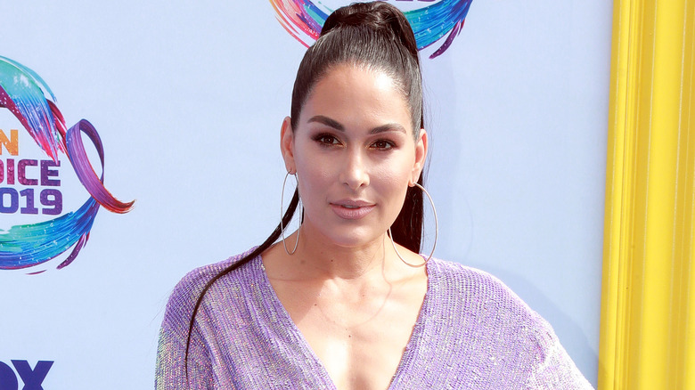 Brie Bella sur le tapis rouge