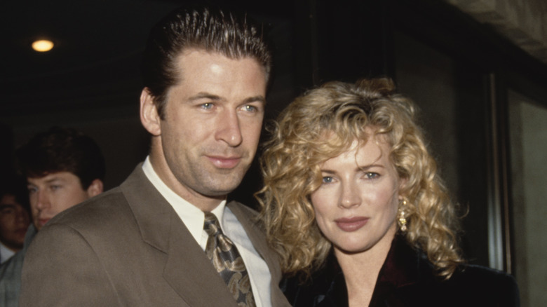 Alec Baldwin et Kim Basinger lors d'un événement