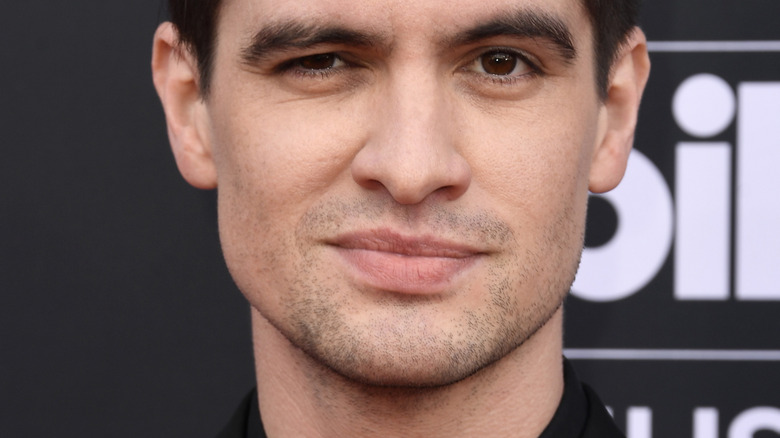 Brendan Urie annonce la fin officielle de Panic !  À la discothèque