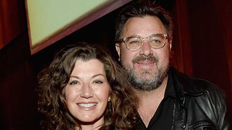 Comment Amy Grant et Vince Gill se sont vraiment rencontrés