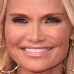 Kristin Chenoweth détaille la blessure effrayante sur le plateau qui lui a presque coûté la vie