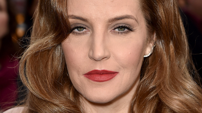 Moments dévastateurs des funérailles de Lisa Marie Presley