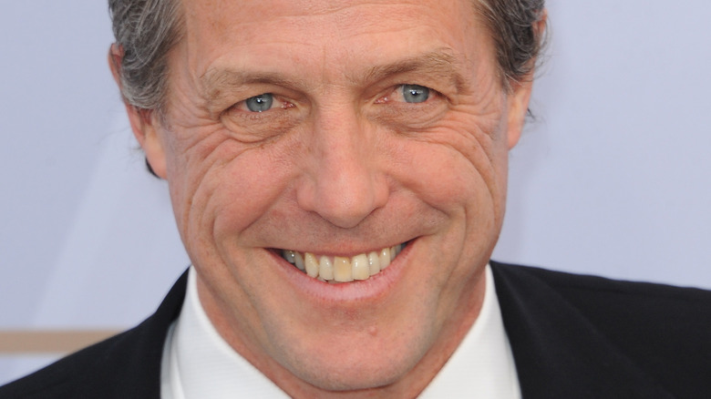 Pourquoi Hugh Grant n’aimait pas embrasser Julia Roberts