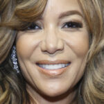 Sunny Hostin de The View parle clairement de sa transformation en chirurgie plastique