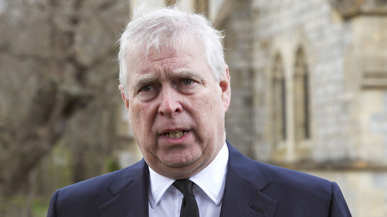 Le prince Andrew parle