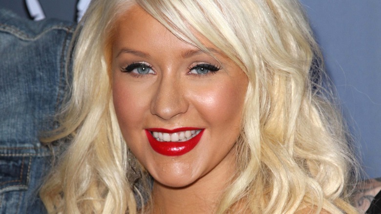 Christina Aguilera souriante