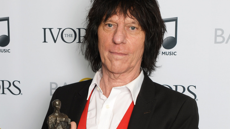 Jeff Beck sur le tapis rouge