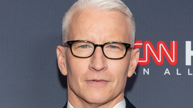 Anderson Cooper sur tapis rouge