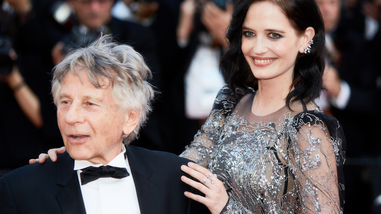 Eva Green souriante avec Roman Polanski