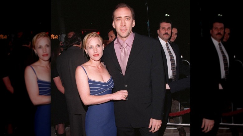 Nicolas Cage et Patricia Arquette posent sur un tapis rouge