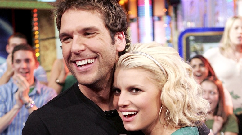 Dane Cook et Jessica Simpson lors d'un événement 