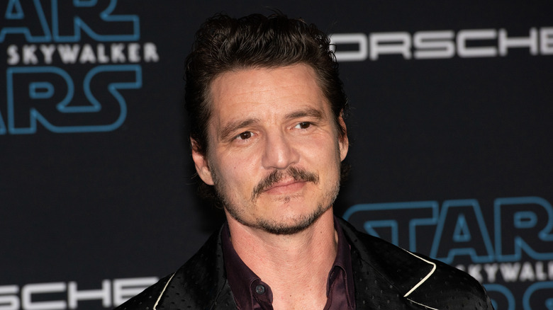 Pedro Pascal souriant