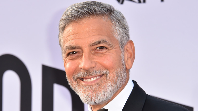 George Clooney souriant