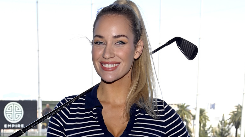 Paige Spiranac souriant