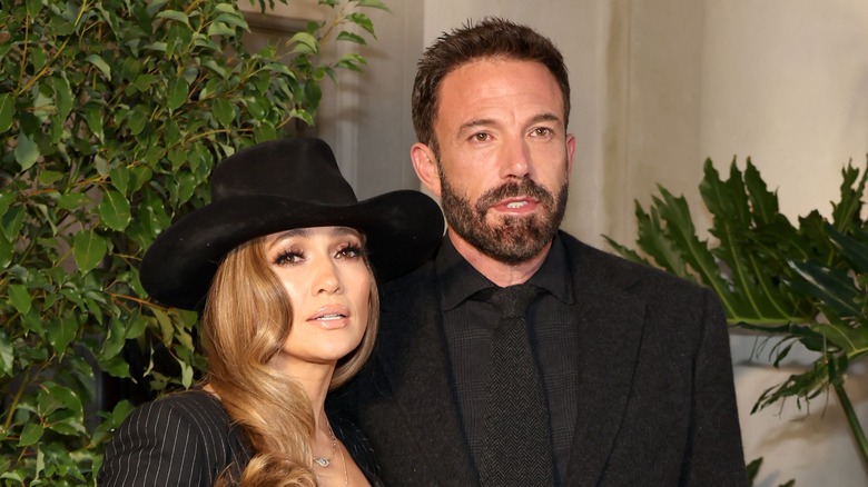 Jennifer Lopez et Ben Affleck posent