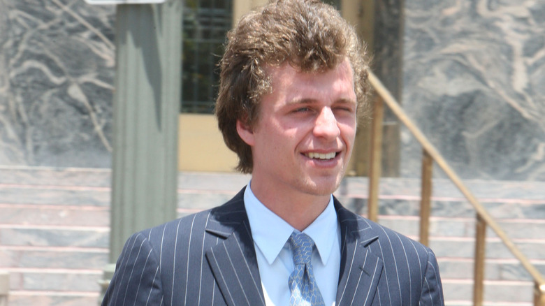 Conrad Hilton souriant