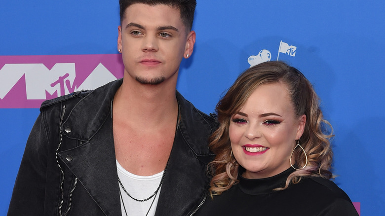 Catelynn Lowell et Tyler Baltierra sourient