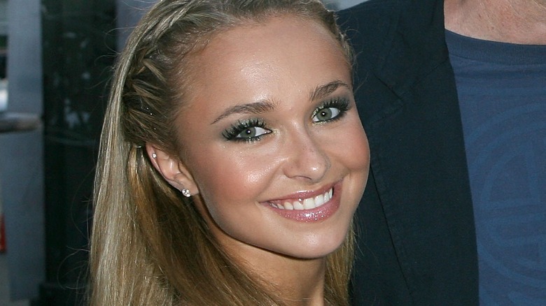 Hayden Panettiere souriant