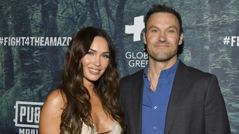 Megan Fox et Brian Austin Green posent ensemble sur le tapis rouge