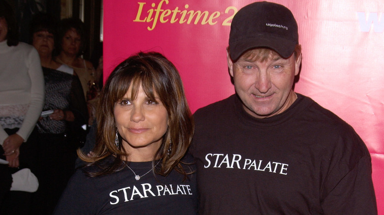 Lynne Spears posant avec Jamie Spears