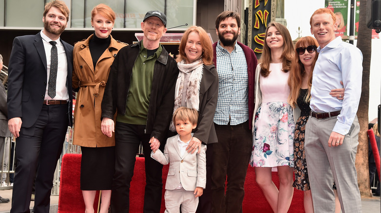 Ron Howard et sa famille lors de sa cérémonie d'intronisation au Walk of Fame