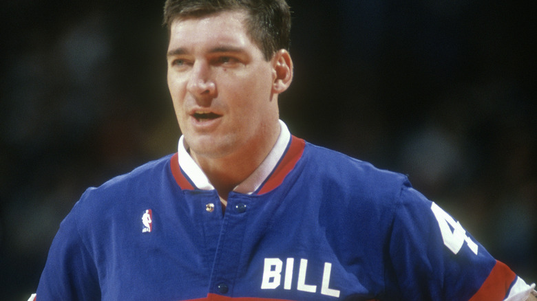 L'échauffement de Bill Laimbeer