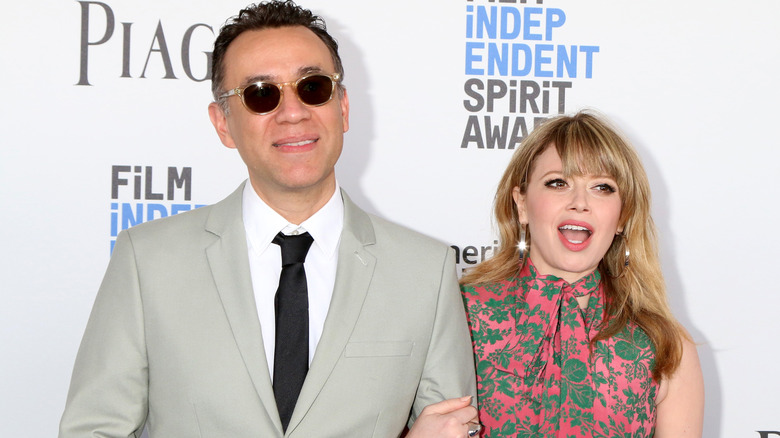 Natasha Lyonne et Fred Armisen