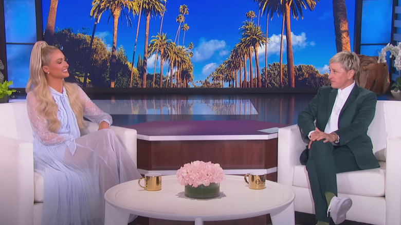 Ellen DeGeneres interviewe Paris Hilton