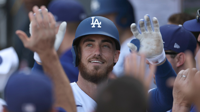 Cody Bellinger tape des mains