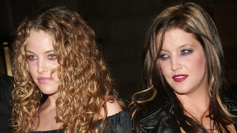 Les jeunes Riley Keough et Lisa Marie Presley 