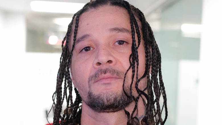 Bizzy Bone sur le tapis rouge en 2017