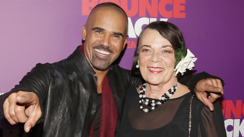 Shemar Moore et Marilyn sur un tapis rouge