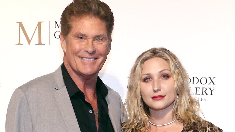 David et Halyley Hasselhoff souriant