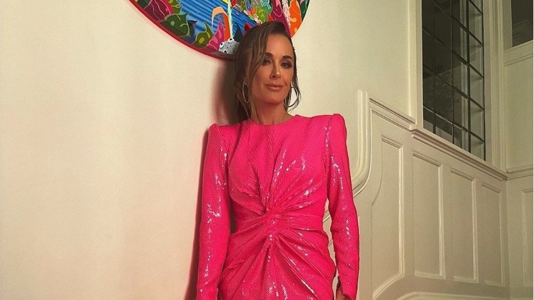 Robe pailletée rose Kyle Richards 