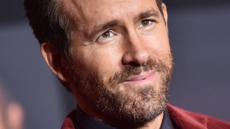 Comment Ryan Reynolds lutte toujours avec la perte de son père