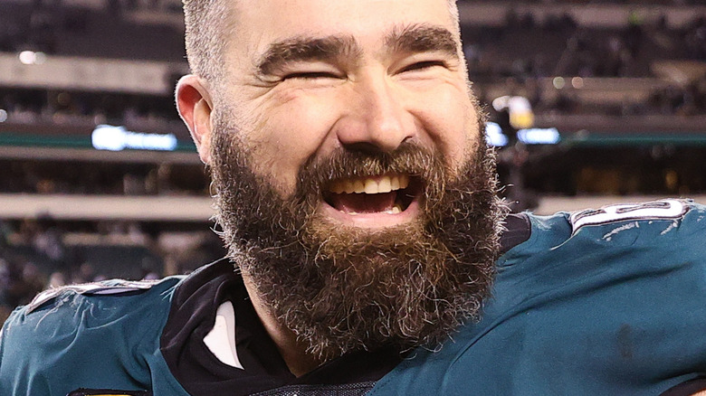 Jason Kelce des Eagles annonce la naissance de la troisième « Little Lady » avec sa femme Kylie