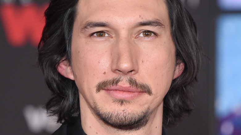 La chanson inhabituelle qu’Adam Driver a choisi de chanter pour son audition à Juilliard