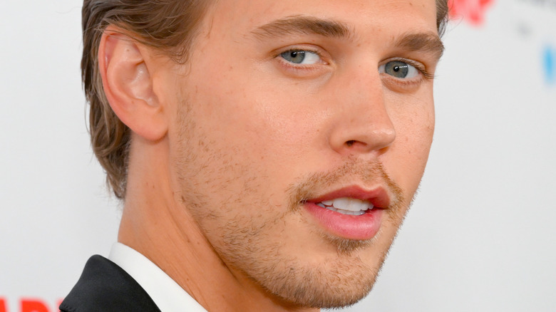 L’accent d’Elvis d’Austin Butler pourrait enfin être sur le point de disparaître