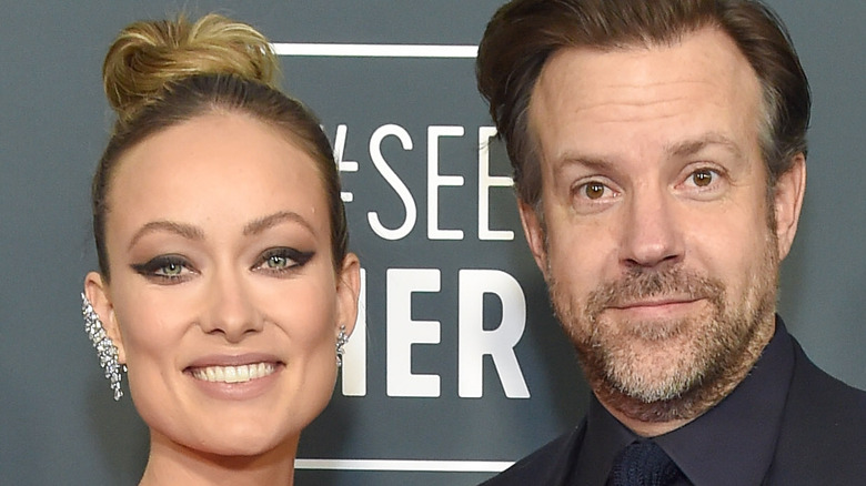 L’ancienne nounou lâche des bombes à propos de la scission intense de Jason Sudeikis et Olivia Wilde avec le dépôt d’une plainte