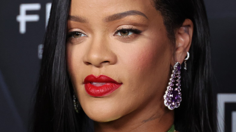 Les frères et sœurs secrets dont vous n’entendez jamais parler de Rihanna