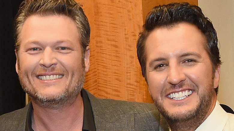 Luke Bryan et Blake Shelton : sont-ils toujours amis ou est-ce que leur « querelle » est réelle ?