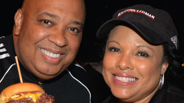 Qui est la femme de Rev Run, Justine Simmons ?