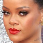 Rihanna dit qu’il y a 39 versions de sa setlist du Super Bowl – Voici nos prédictions