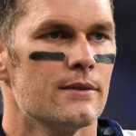 Tom Brady annonce qu’il prend définitivement sa retraite dans une vidéo émouvante