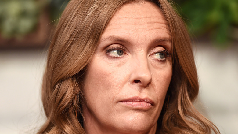 Toni Collette l'air triste